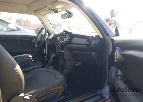 2019 Mini Hardtop Cooper из США, поврежденный, VIN WMWXP5C55K2H95276